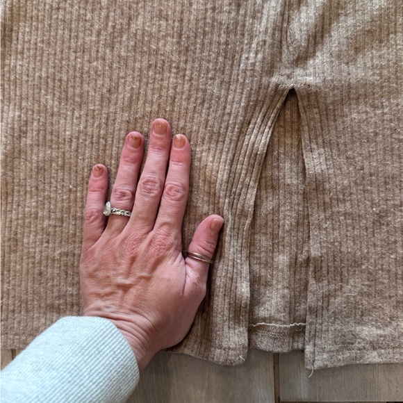 Zenana Outfitters Tan Pencil Skirt - Picture 5 of 6